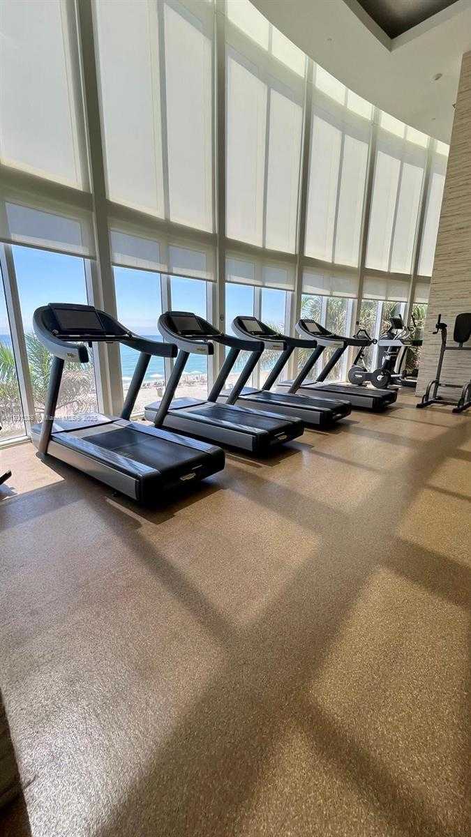 Small Image of 16001 COLLINS AVE #3307, Sunny Isles Beach Number 47