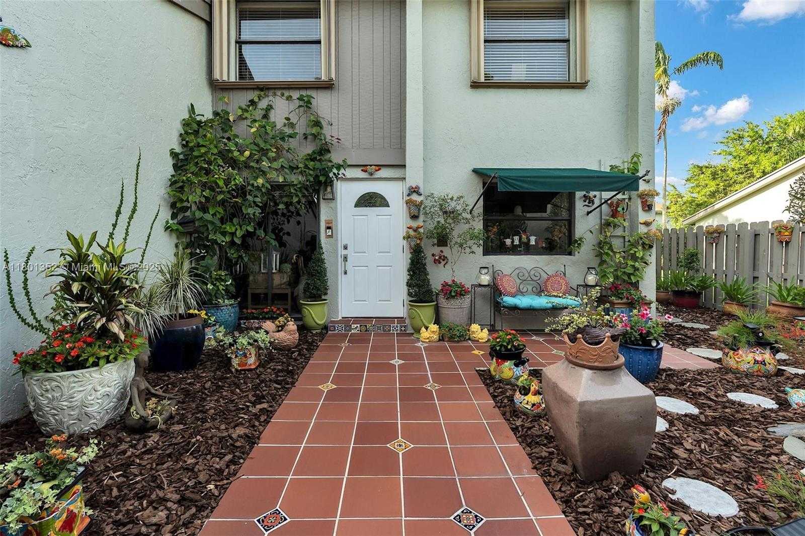 Small Image of 11413 SOUTH WEST 112TH ST, Miami Number 17