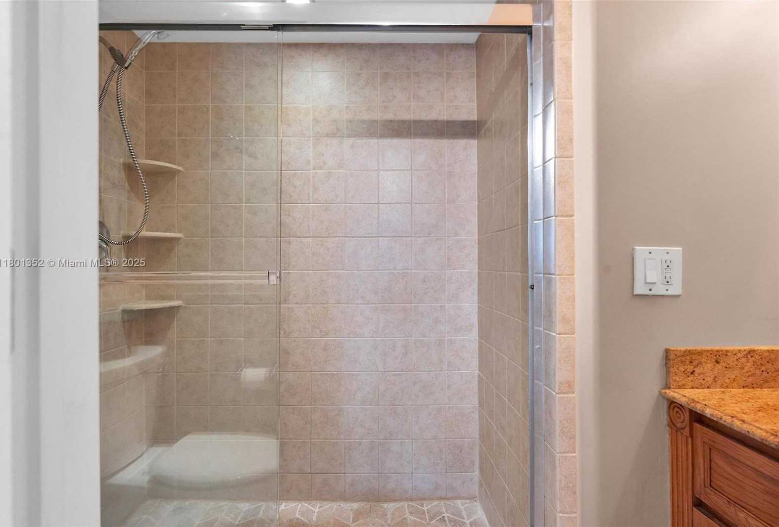 Small Image of 11413 SOUTH WEST 112TH ST, Miami Number 48