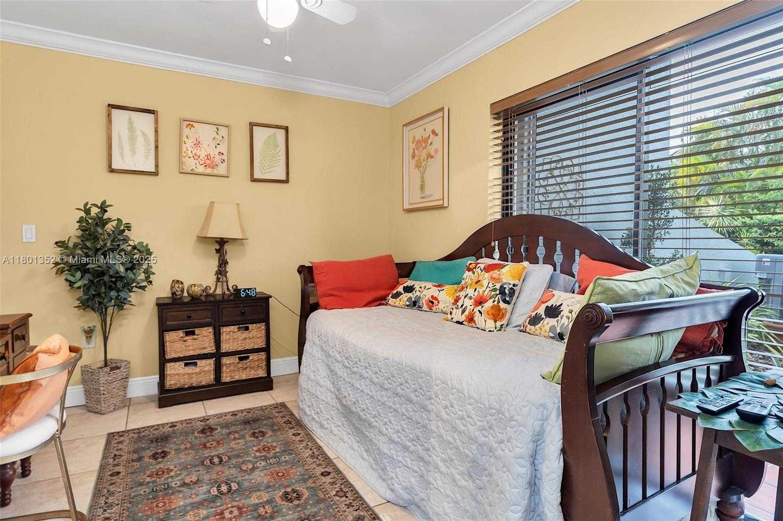 Small Image of 11413 SOUTH WEST 112TH ST, Miami Number 51
