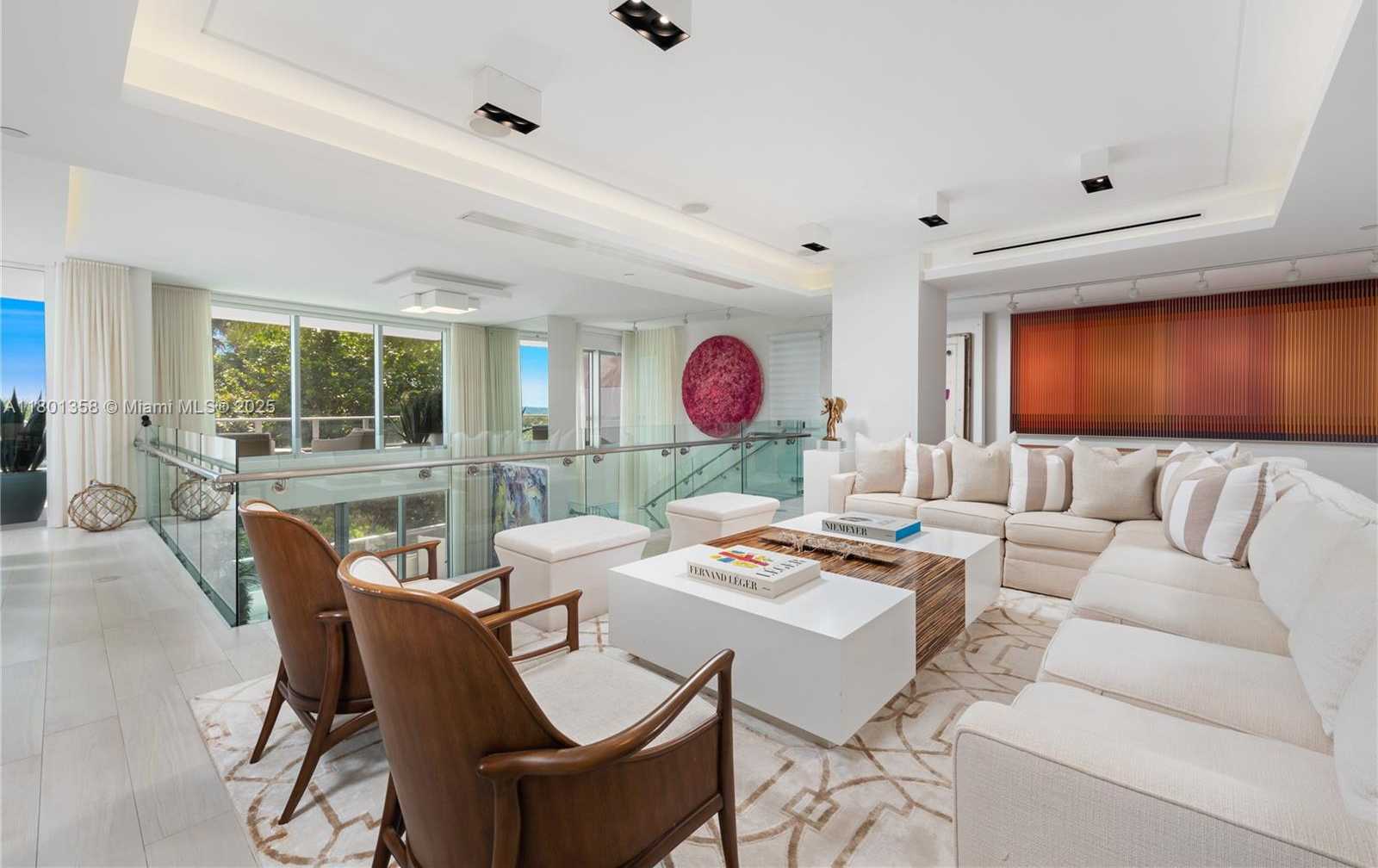 Small Image of 125 OCEAN DR #U-0203, Miami Beach Number 2
