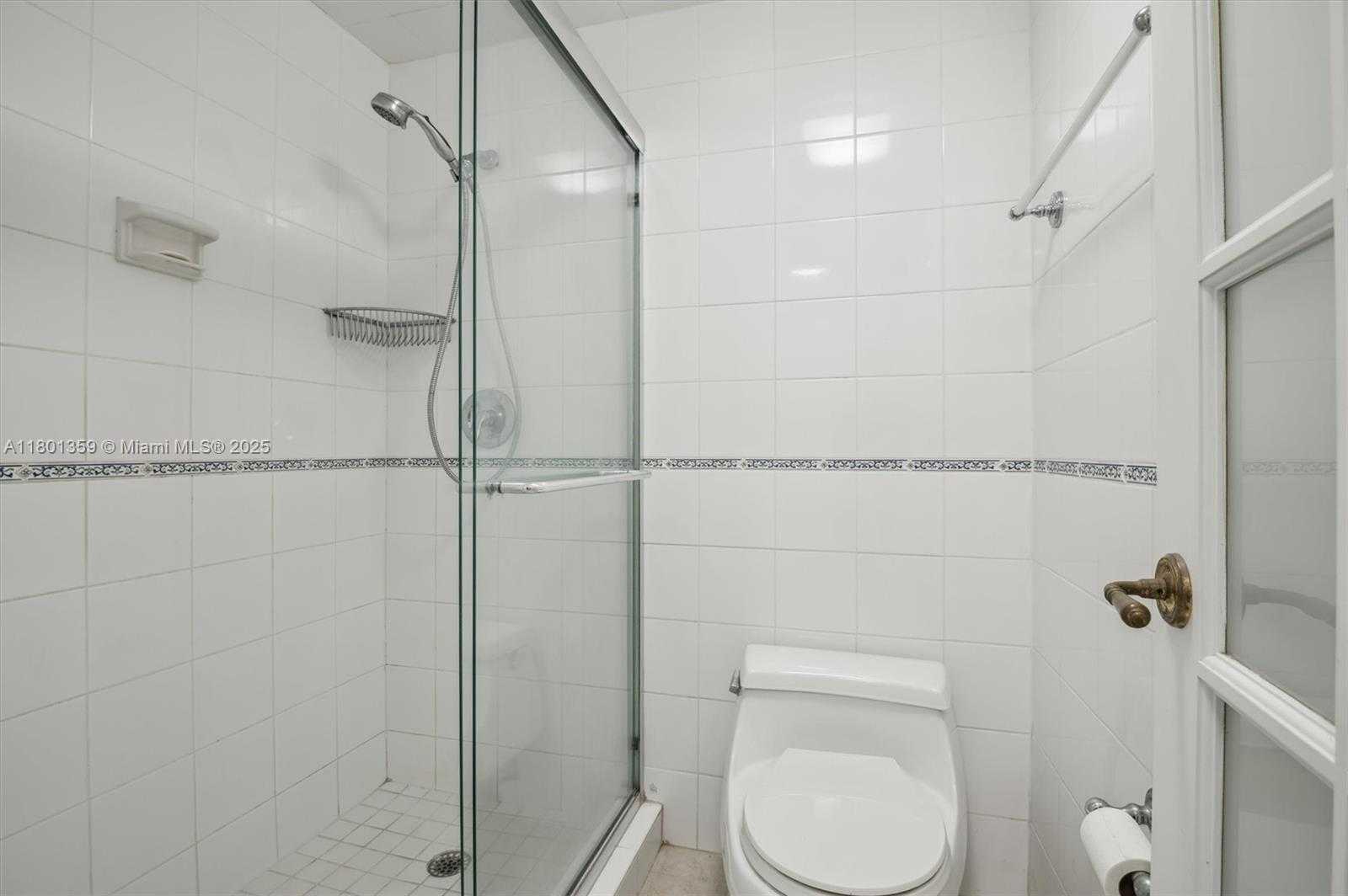 Small Image of 3505 SOUTH OCEAN DR #420, Hollywood Number 9