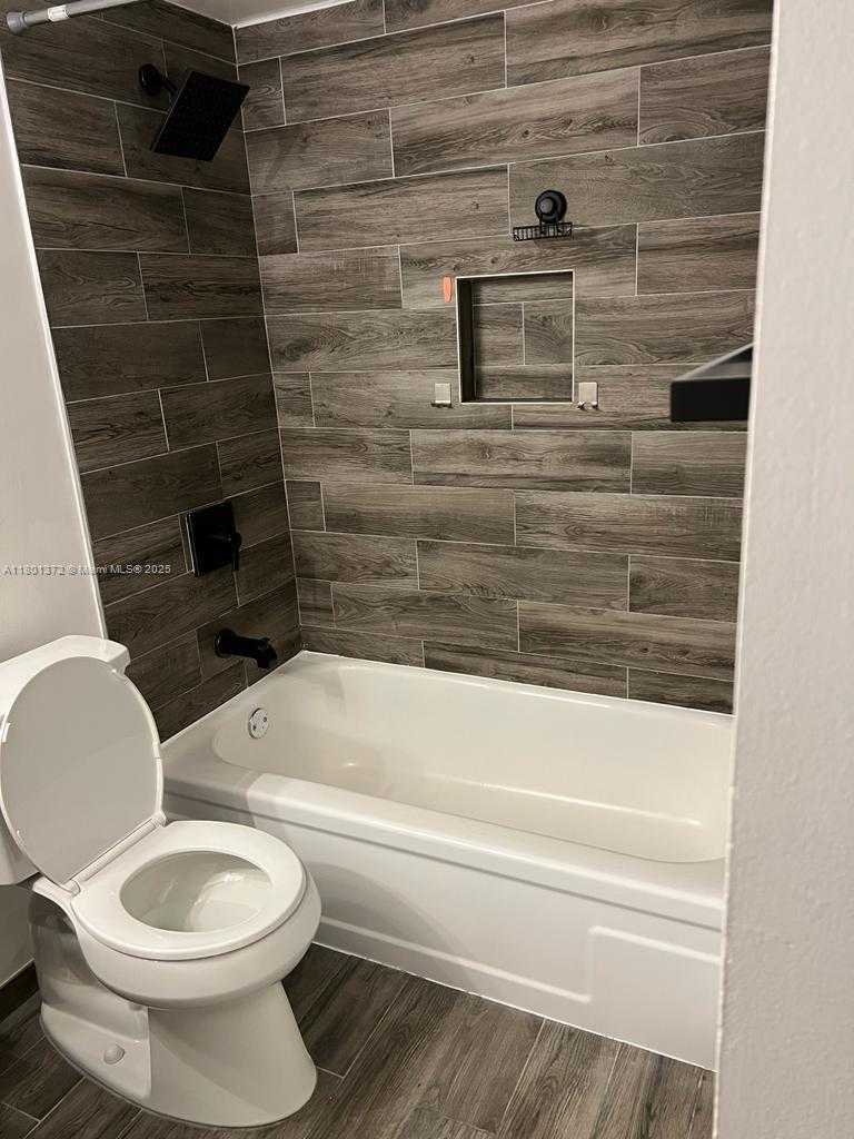 Small Image of 2751 TAFT ST #302, Hollywood Number 4