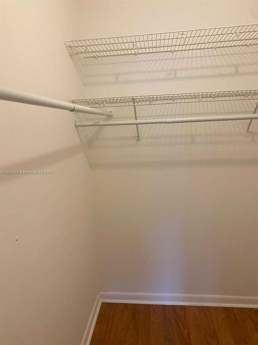 Small Image of 2751 TAFT ST #302, Hollywood Number 7