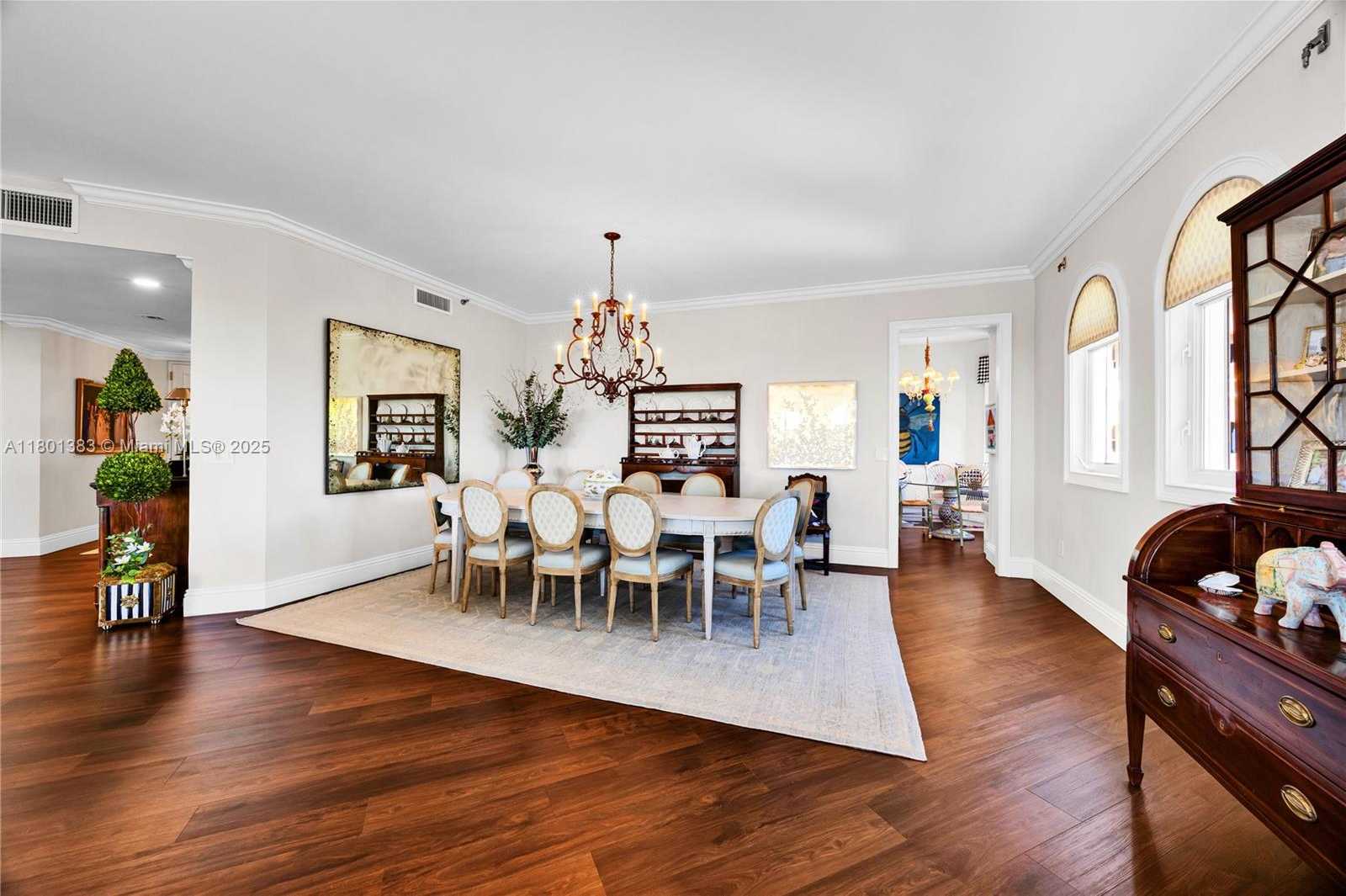 Small Image of 13647 DEERING BAY DR #142, Coral Gables Number 10