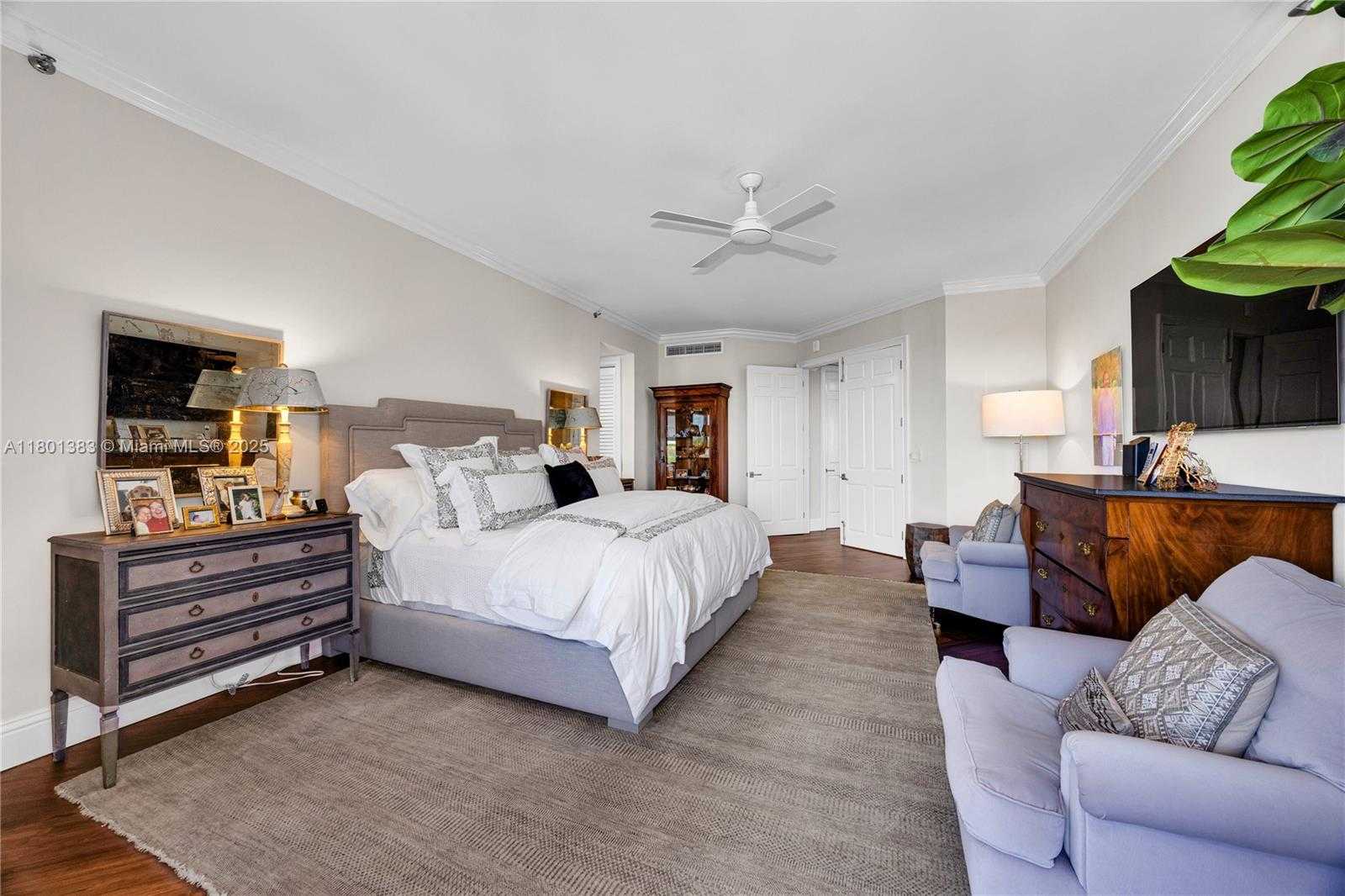 Small Image of 13647 DEERING BAY DR #142, Coral Gables Number 18