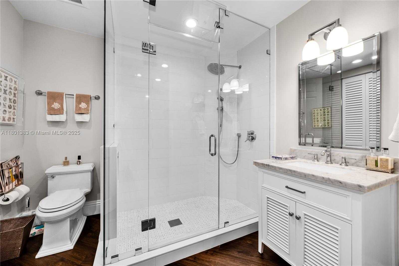 Small Image of 13647 DEERING BAY DR #142, Coral Gables Number 25