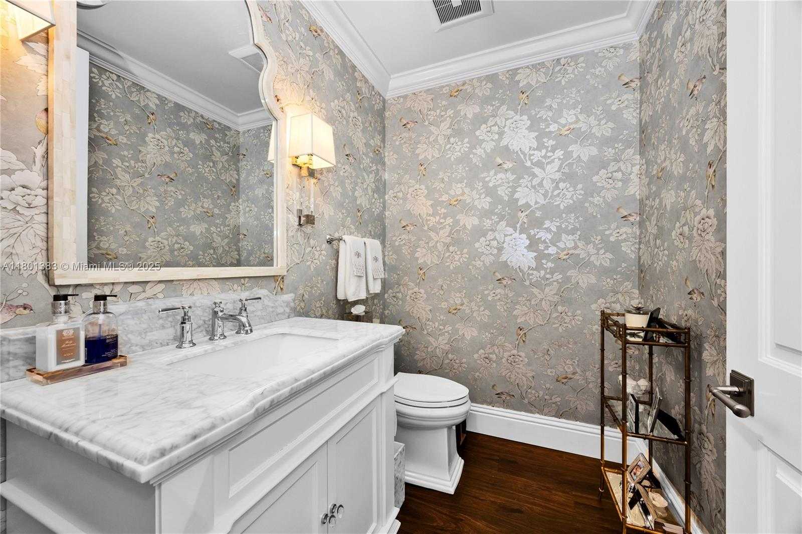 Small Image of 13647 DEERING BAY DR #142, Coral Gables Number 27