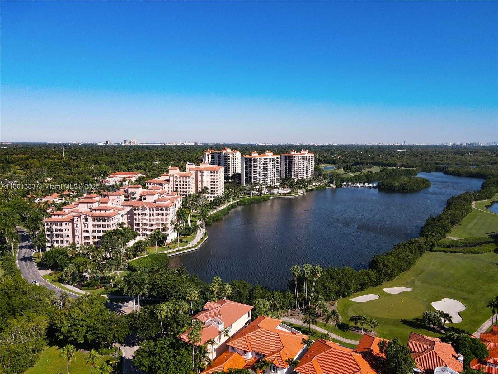 Small Image of 13647 DEERING BAY DR #142, Coral Gables Number 31