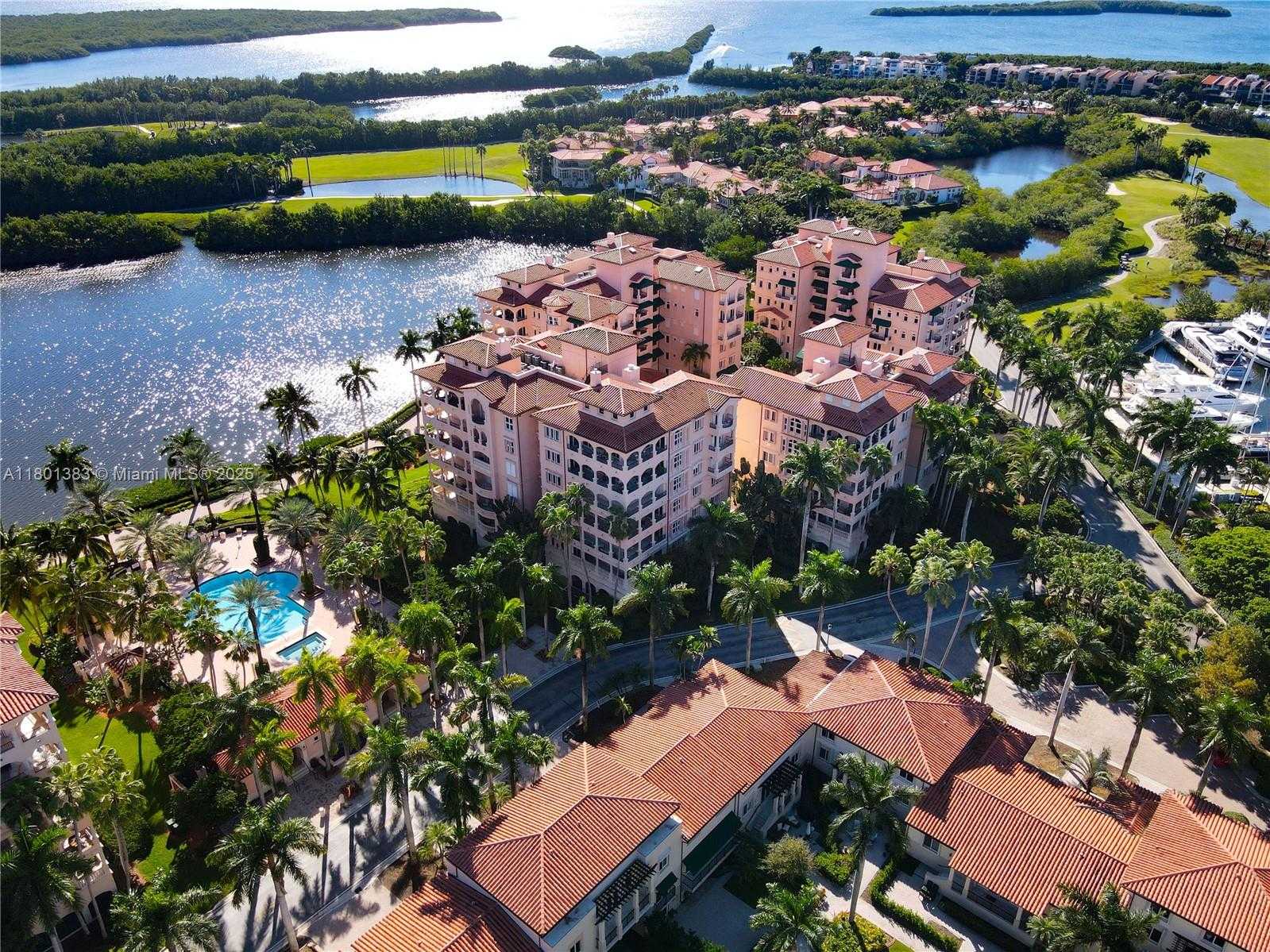 Small Image of 13647 DEERING BAY DR #142, Coral Gables Number 33
