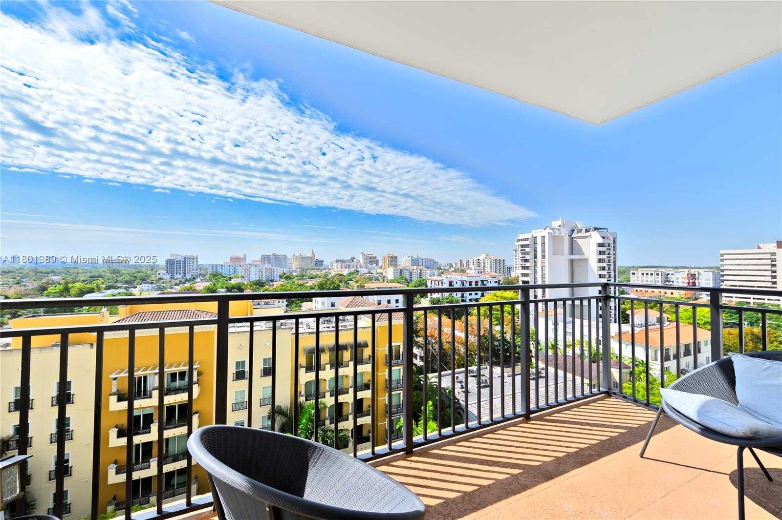 Small Image of 888 SOUTH DOUGLAS RD #910, Coral Gables Number 26