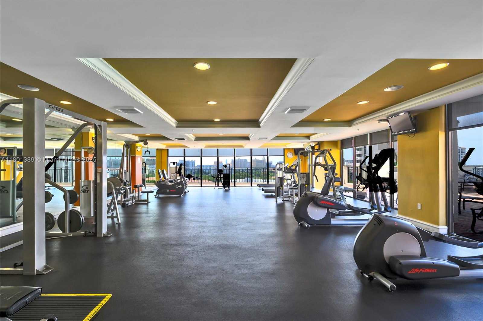 Small Image of 888 SOUTH DOUGLAS RD #910, Coral Gables Number 32