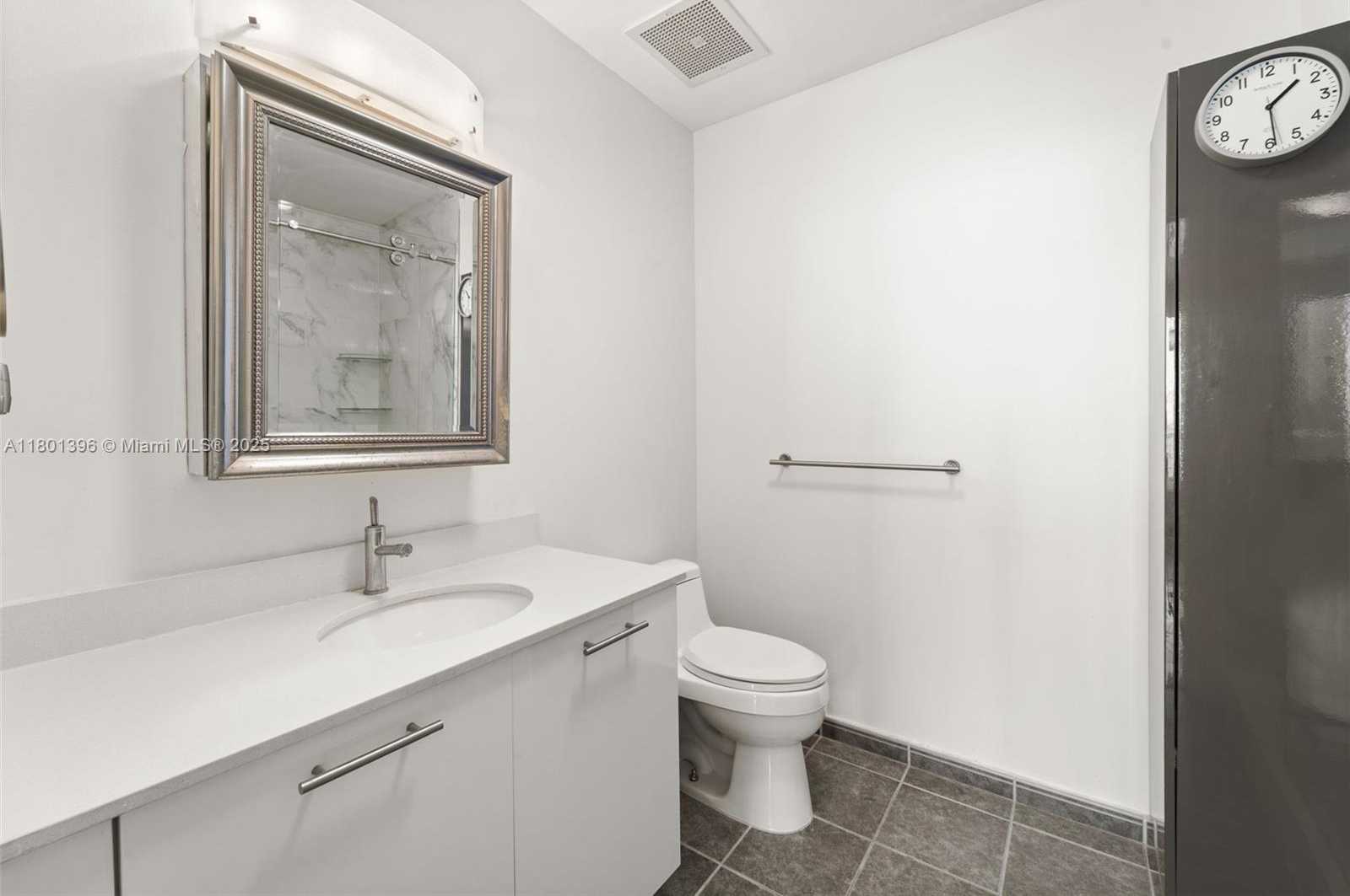 Small Image of 3470 EAST COAST AVE #H1909, Miami Number 10