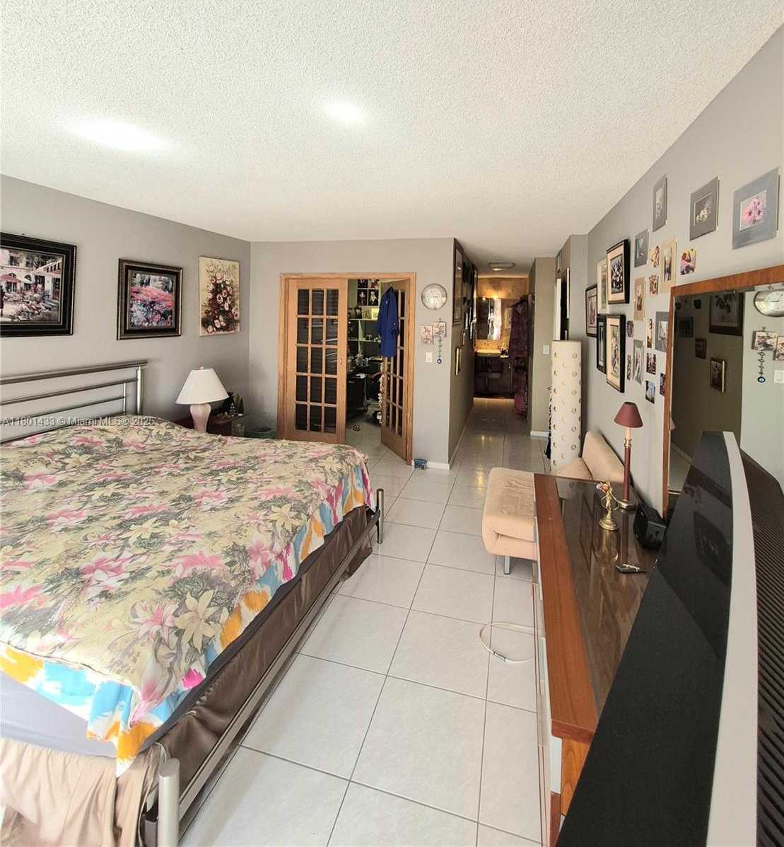 Small Image of 3800 SOUTH OCEAN DR #818, Hollywood Number 19