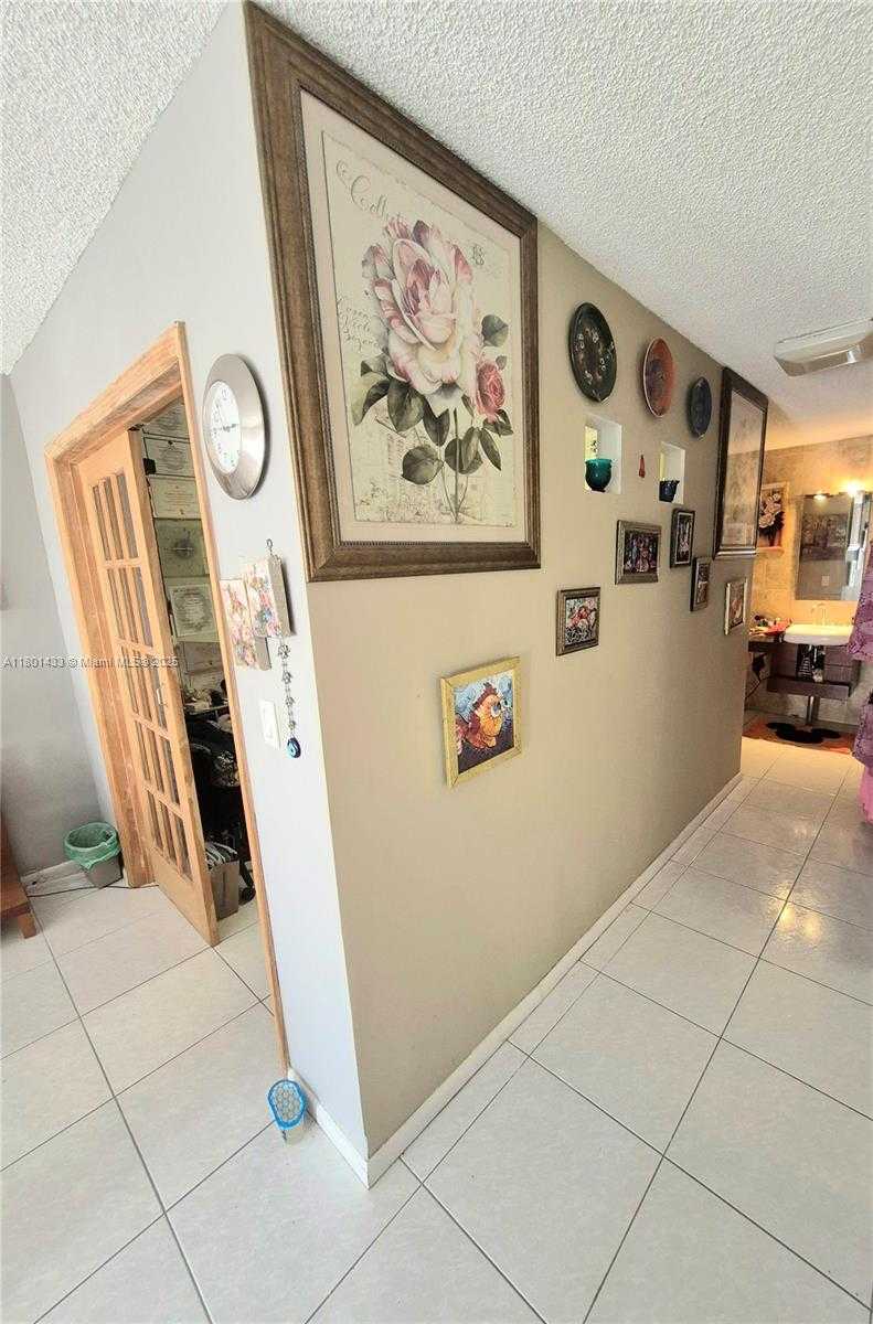 Small Image of 3800 SOUTH OCEAN DR #818, Hollywood Number 20