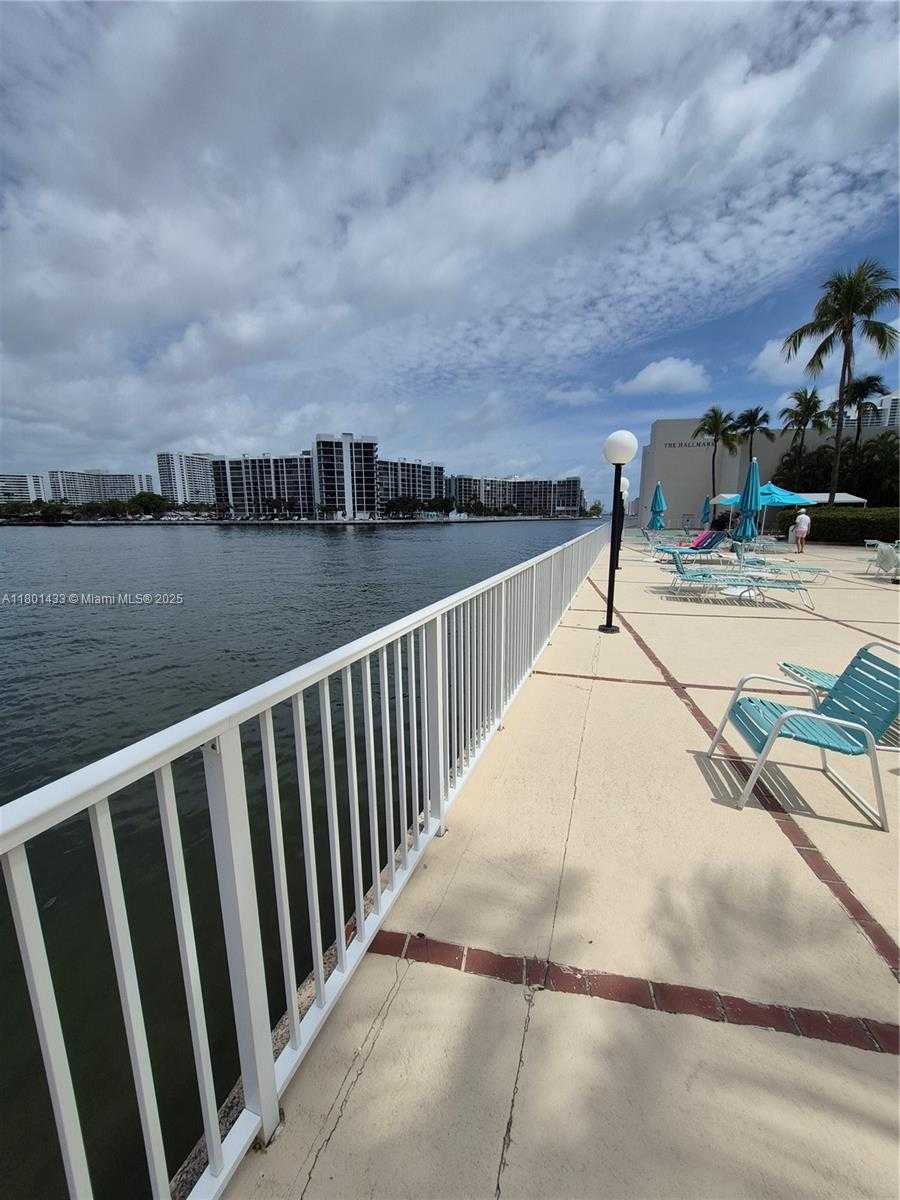 Small Image of 3800 SOUTH OCEAN DR #818, Hollywood Number 38