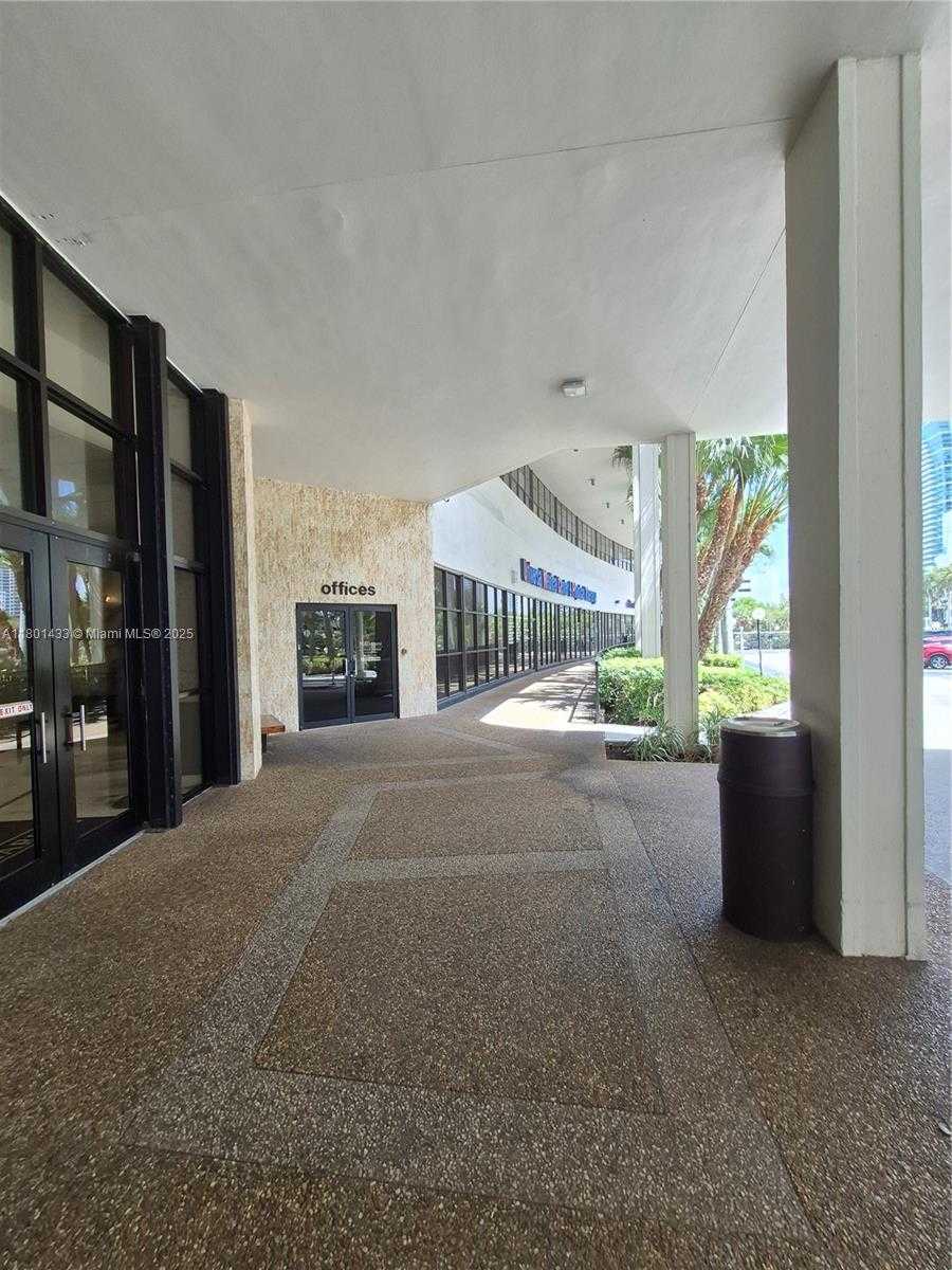 Small Image of 3800 SOUTH OCEAN DR #818, Hollywood Number 45
