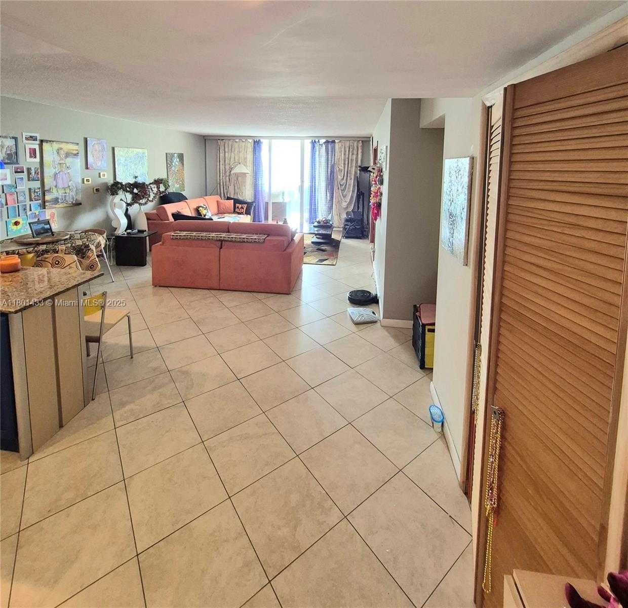 Small Image of 3800 SOUTH OCEAN DR #818, Hollywood Number 7