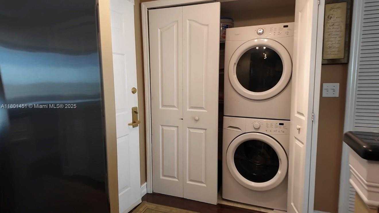 Small Image of 2665 SOUTH WEST 37TH AVE #1112, Miami Number 22