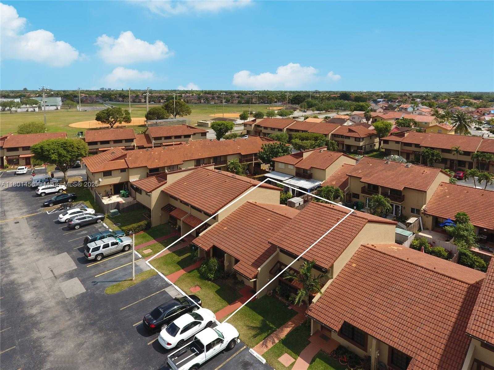 Small Image of 13344 SOUTH WEST 59TH LN, Miami Number 17
