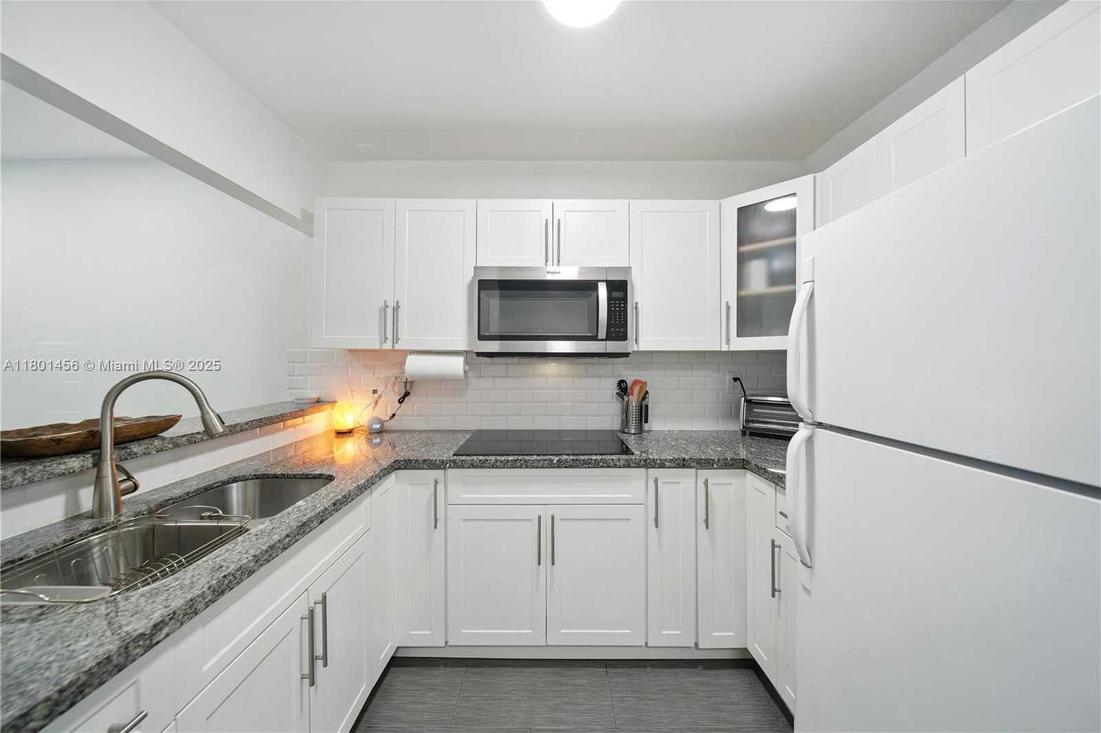 Small Image of 13344 SOUTH WEST 59TH LN, Miami Number 5