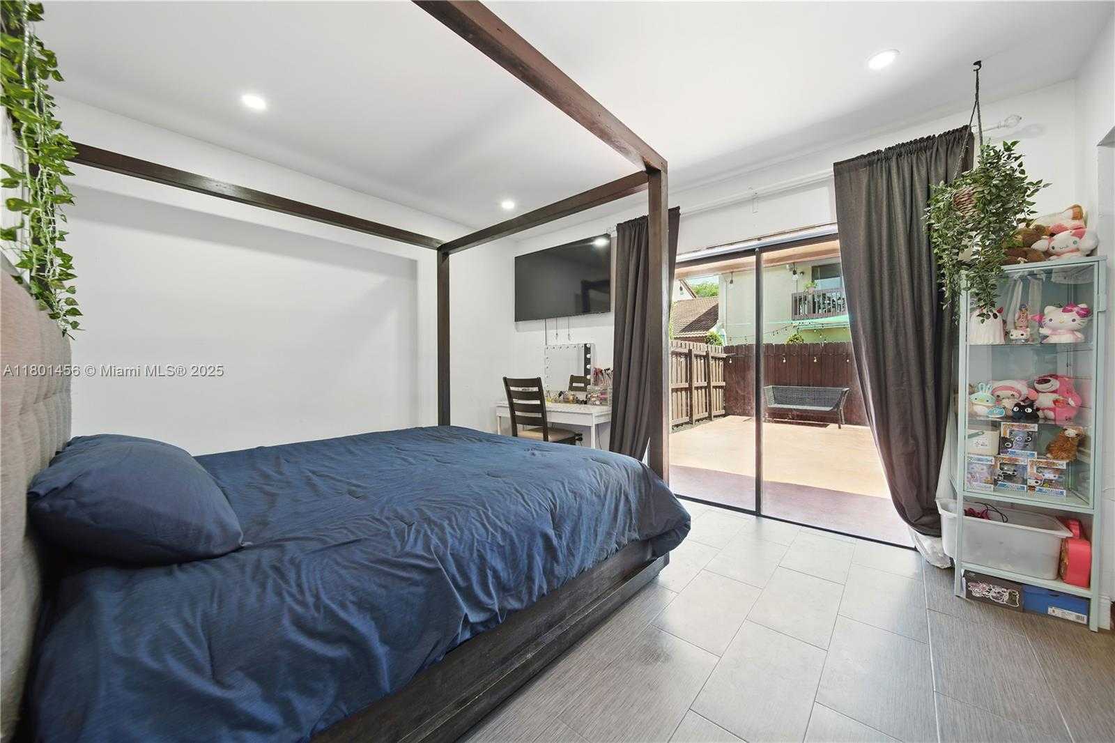 Small Image of 13344 SOUTH WEST 59TH LN, Miami Number 6