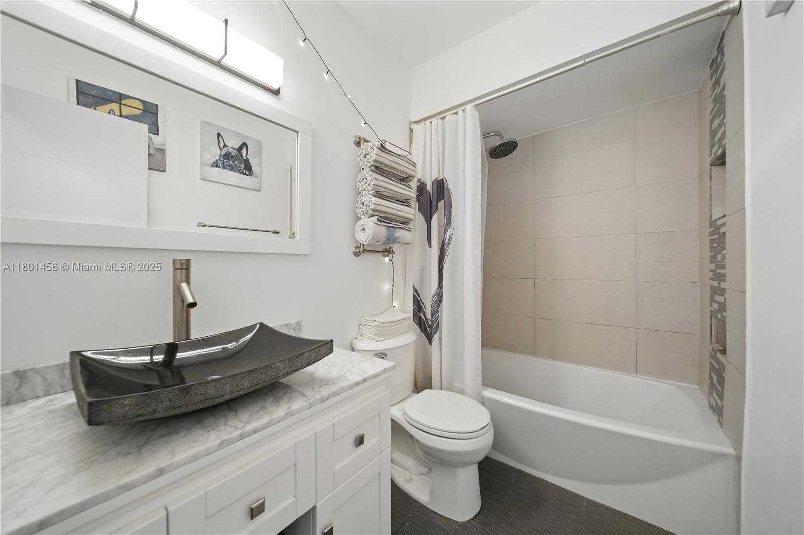 Small Image of 13344 SOUTH WEST 59TH LN, Miami Number 8