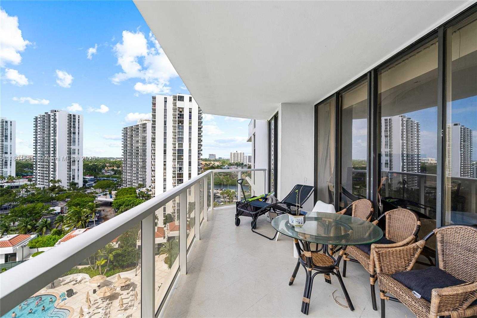 Small Image of 20281 EAST COUNTRY CLUB DR #909, Aventura Number 22