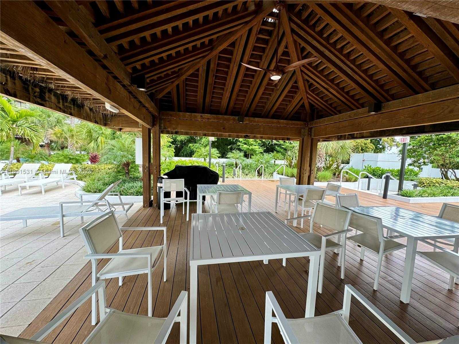 Small Image of 20281 EAST COUNTRY CLUB DR #909, Aventura Number 43