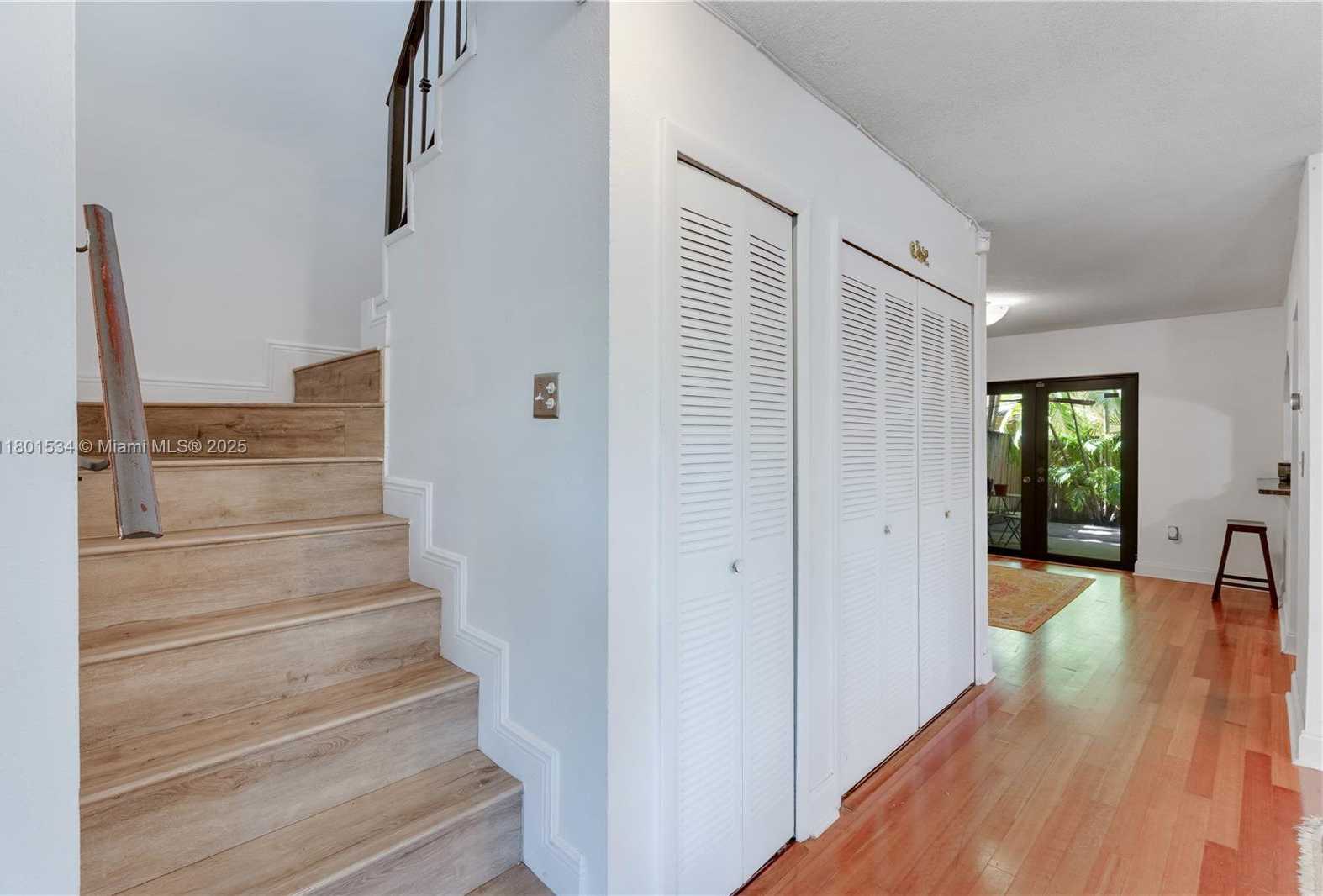 Small Image of 3182 DAY AVE, Coconut Grove Number 14