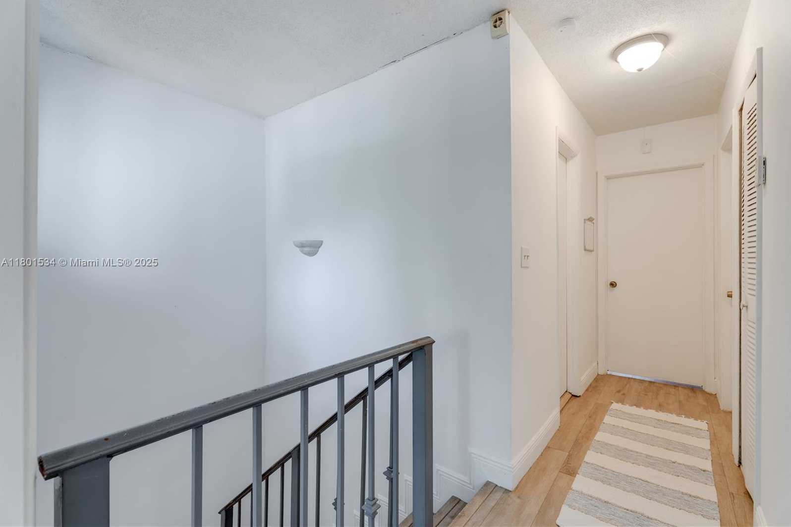 Small Image of 3182 DAY AVE, Coconut Grove Number 16