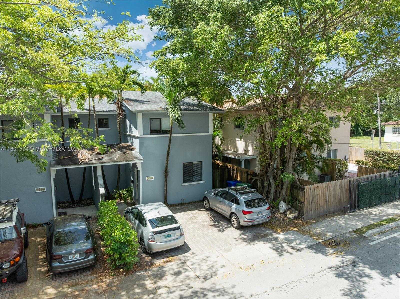 Small Image of 3182 DAY AVE, Coconut Grove Number 30