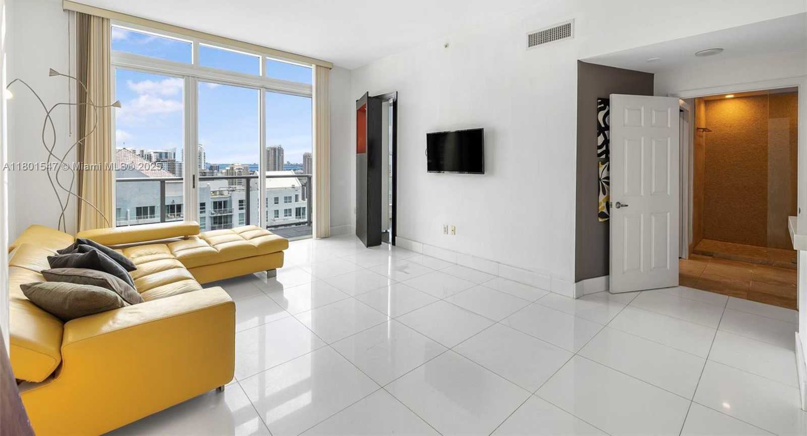 Small Image of 1155 BRICKELL BAY DR #PH204, Miami Number 10