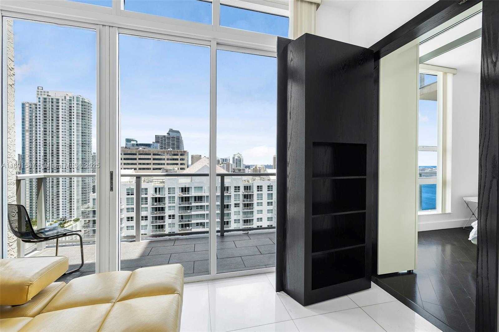 Small Image of 1155 BRICKELL BAY DR #PH204, Miami Number 15