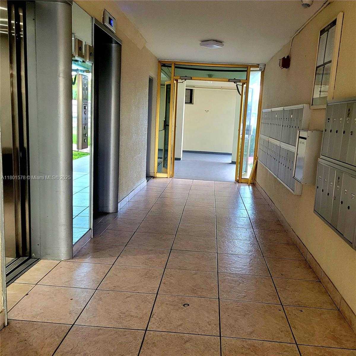 Small Image of 2859 LEONARD DR #G106, Aventura Number 20