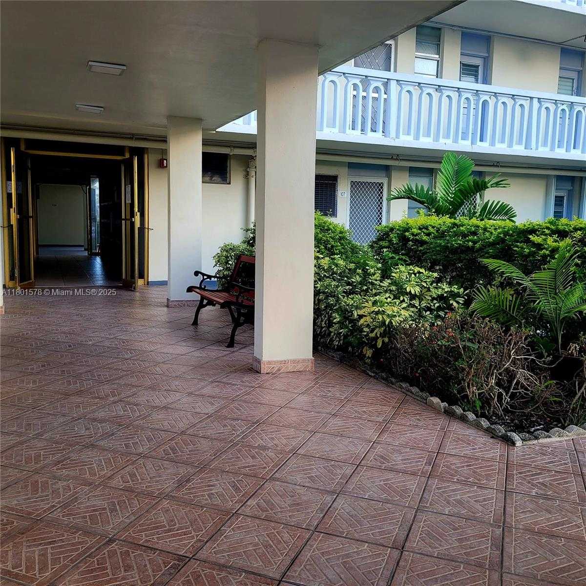 Small Image of 2859 LEONARD DR #G106, Aventura Number 23
