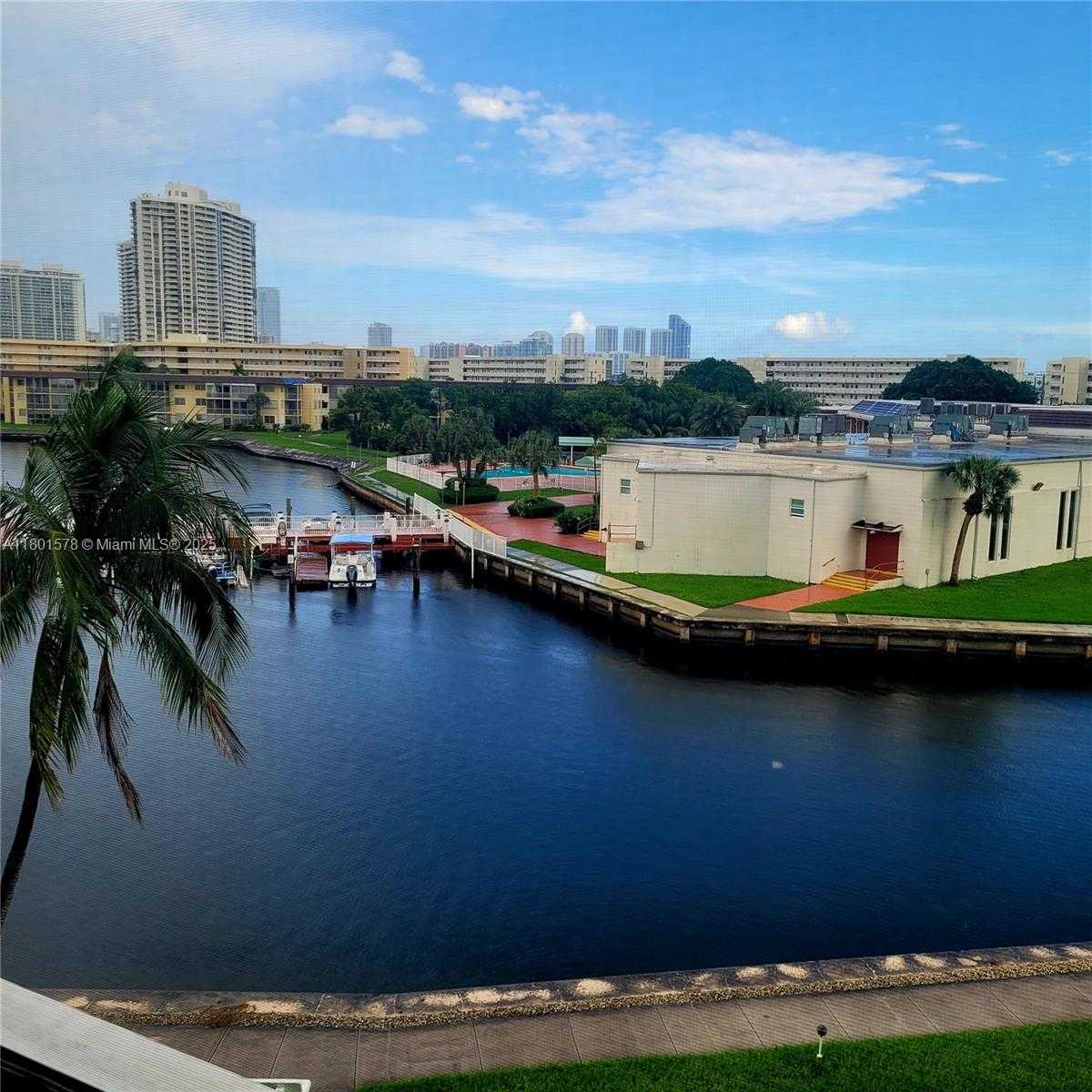 Small Image of 2859 LEONARD DR #G106, Aventura Number 24