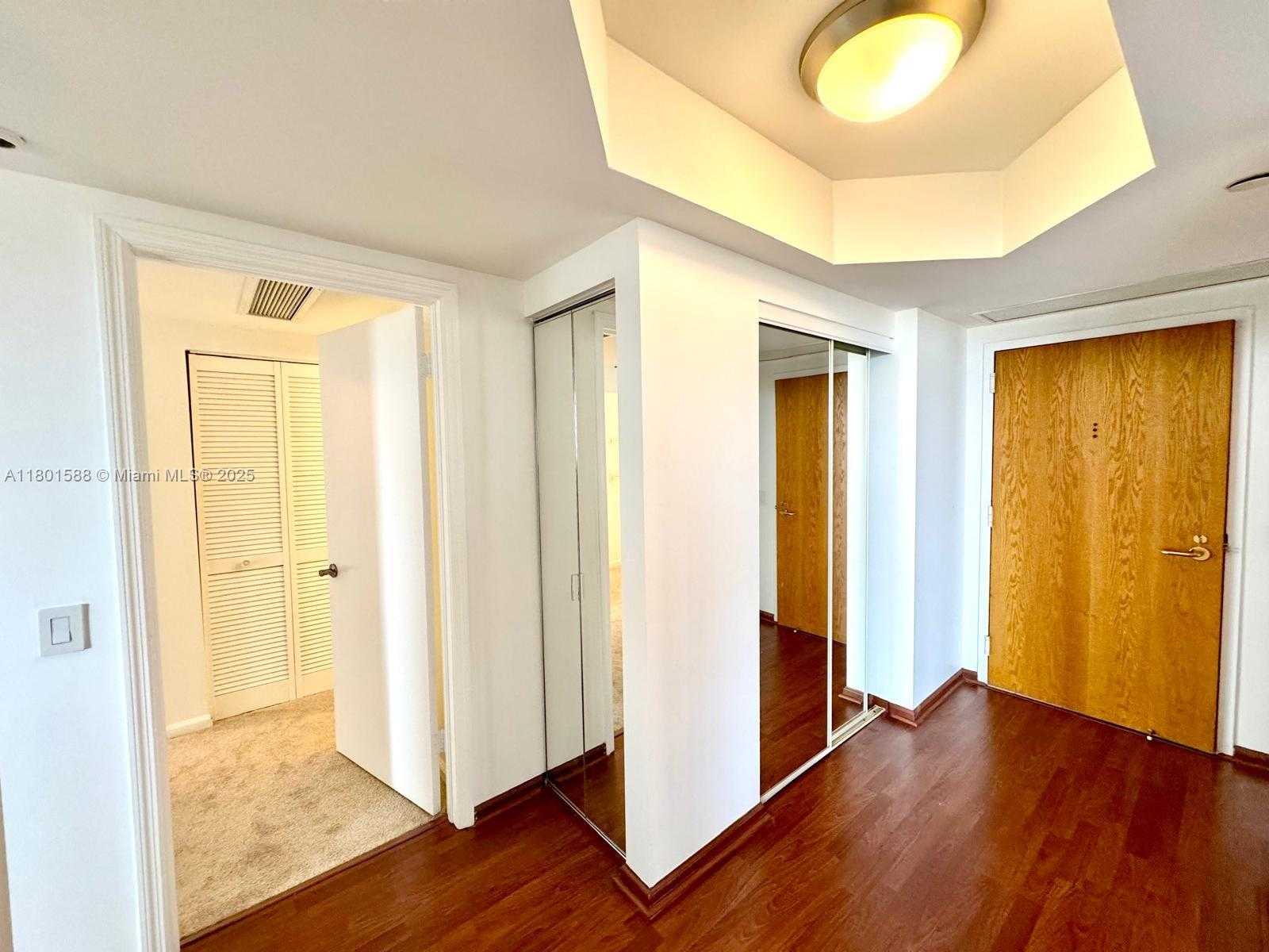 Small Image of 3610 YACHT CLUB DR #810, Aventura Number 10