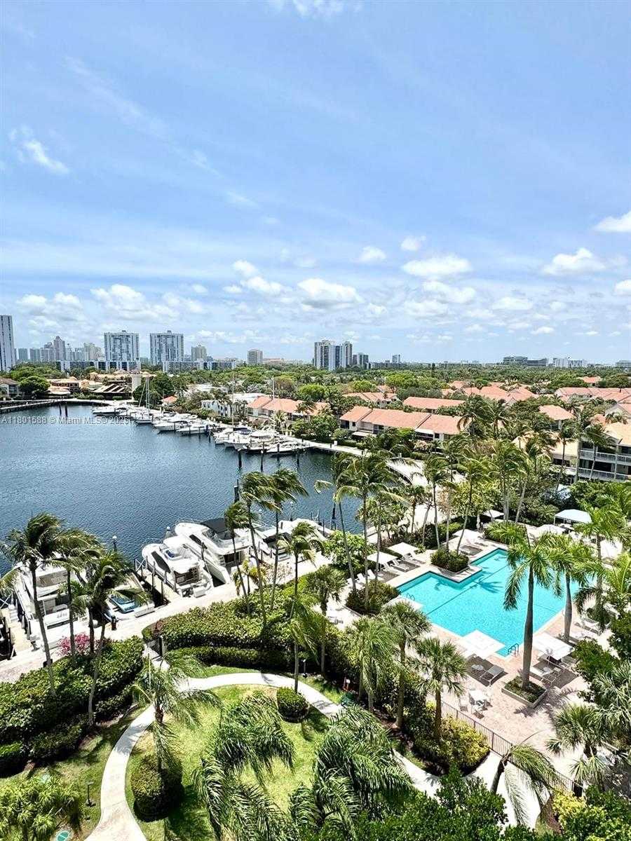 Small Image of 3610 YACHT CLUB DR #810, Aventura Number 38