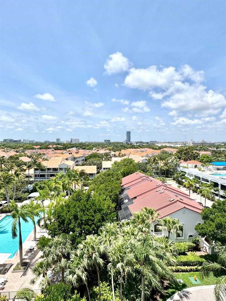Small Image of 3610 YACHT CLUB DR #810, Aventura Number 55