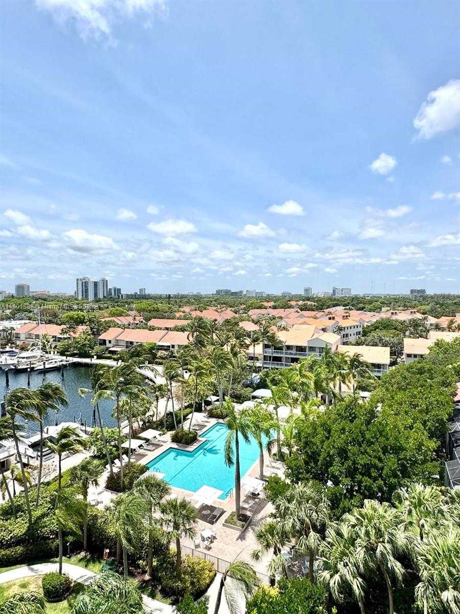 Small Image of 3610 YACHT CLUB DR #810, Aventura Number 56