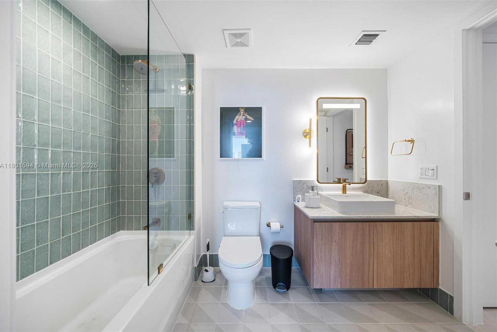 Small Image of 159 NORTH EAST 6TH ST #3507, Miami Number 22