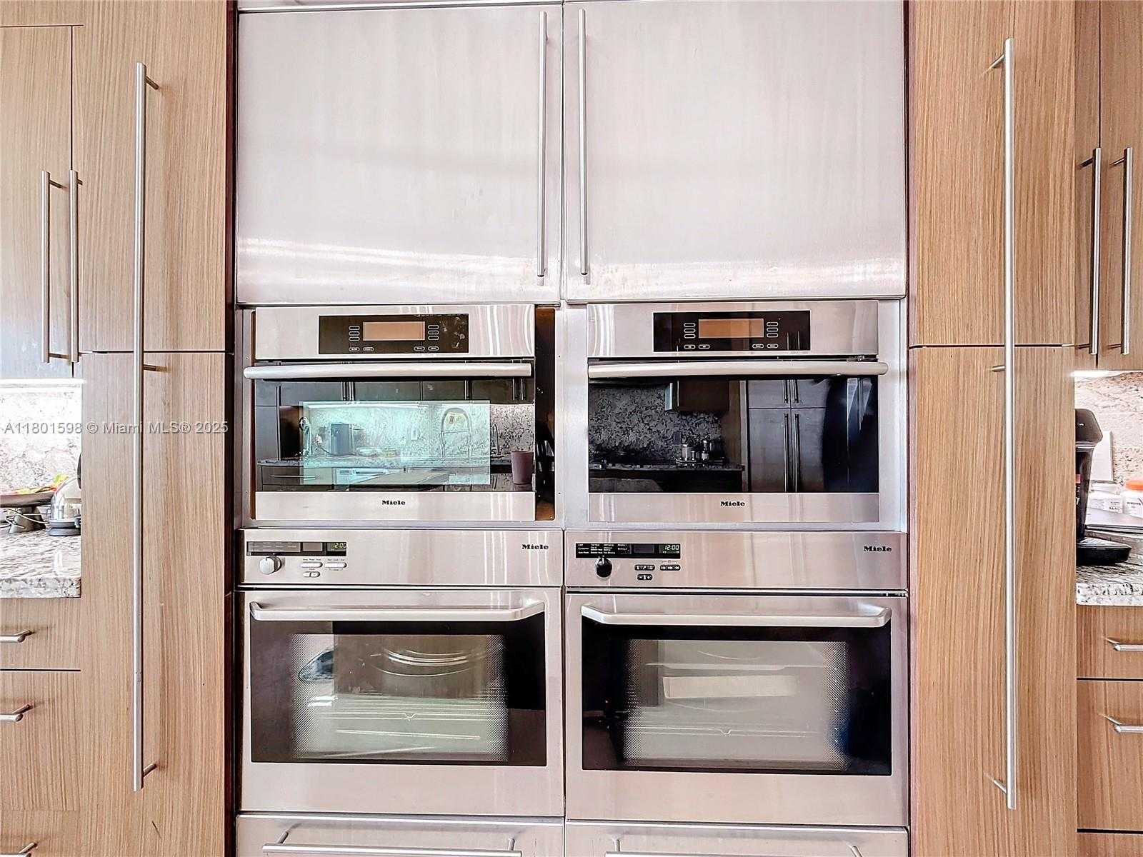 Small Image of 3370 HIDDEN BAY DR #2813, Aventura Number 21