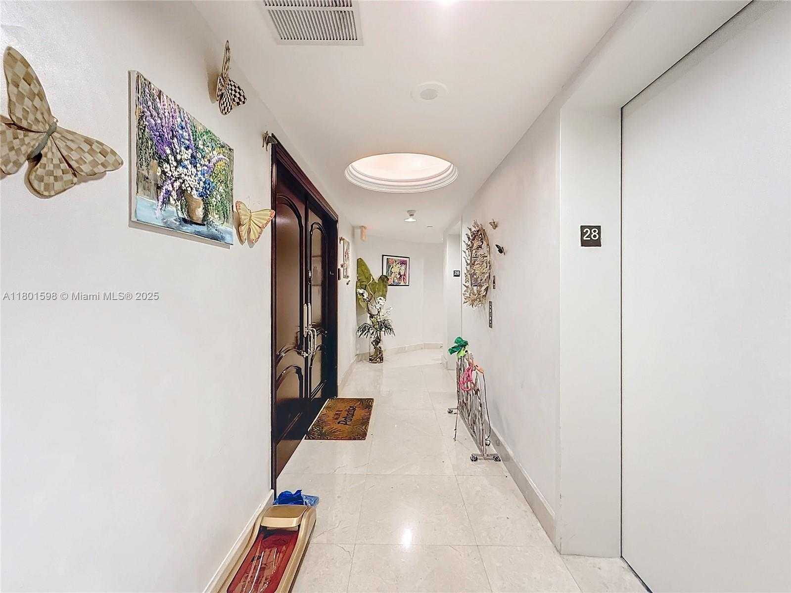 Small Image of 3370 HIDDEN BAY DR #2813, Aventura Number 5