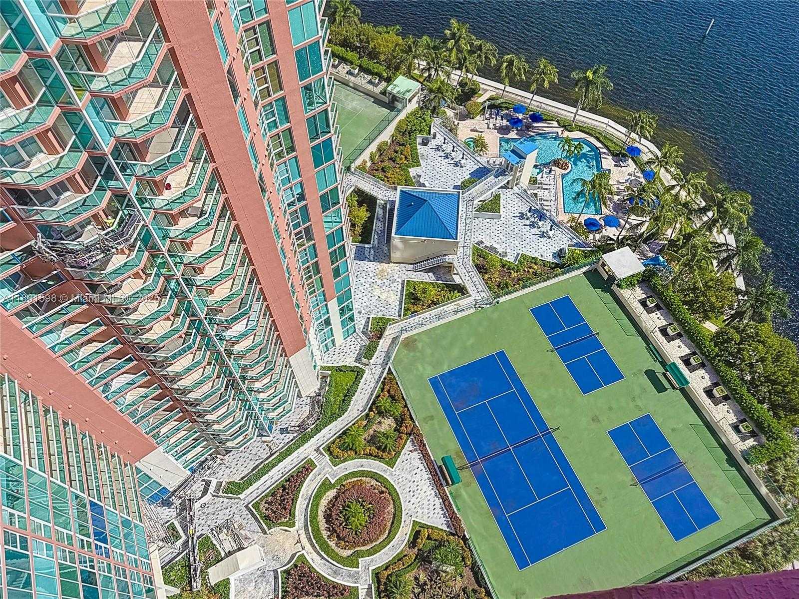 Small Image of 3370 HIDDEN BAY DR #2813, Aventura Number 53