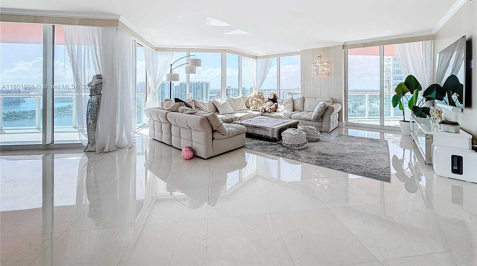 Small Image of 3370 HIDDEN BAY DR #2813, Aventura Number 8