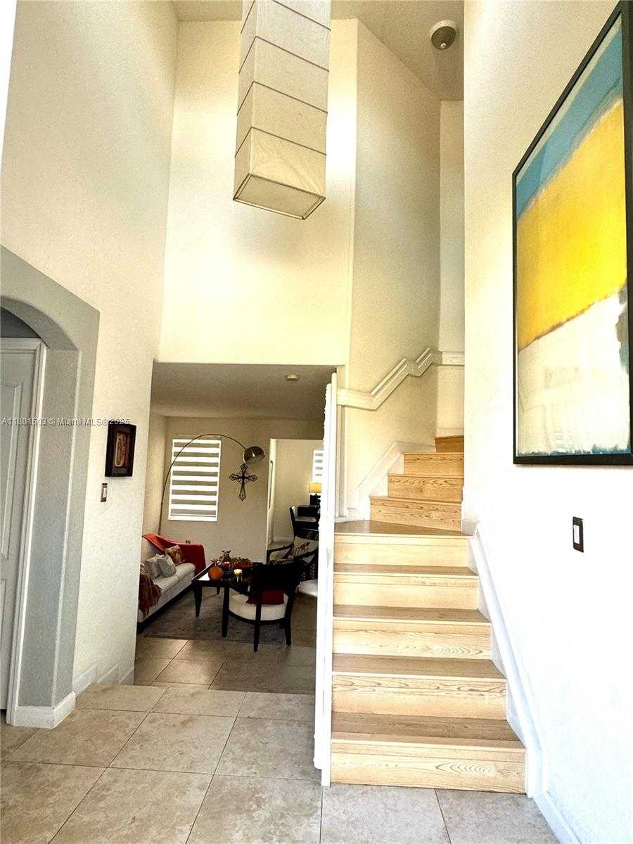 Small Image of 11226 NORTH WEST 75TH TER #., Doral Number 4