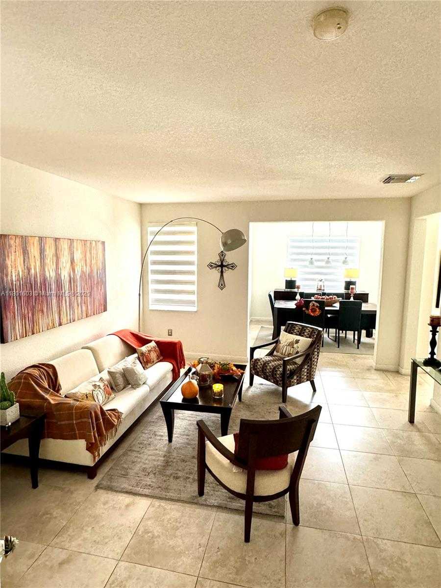 Small Image of 11226 NORTH WEST 75TH TER #., Doral Number 6