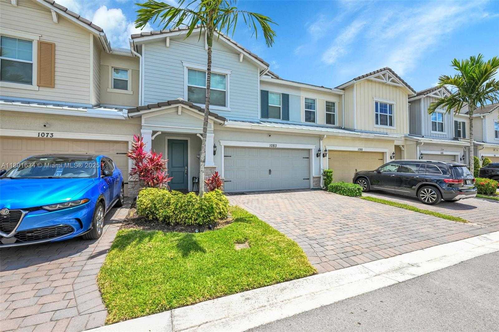 Small Image of 1083 EUCALYPTUS DR, Hollywood Number 30
