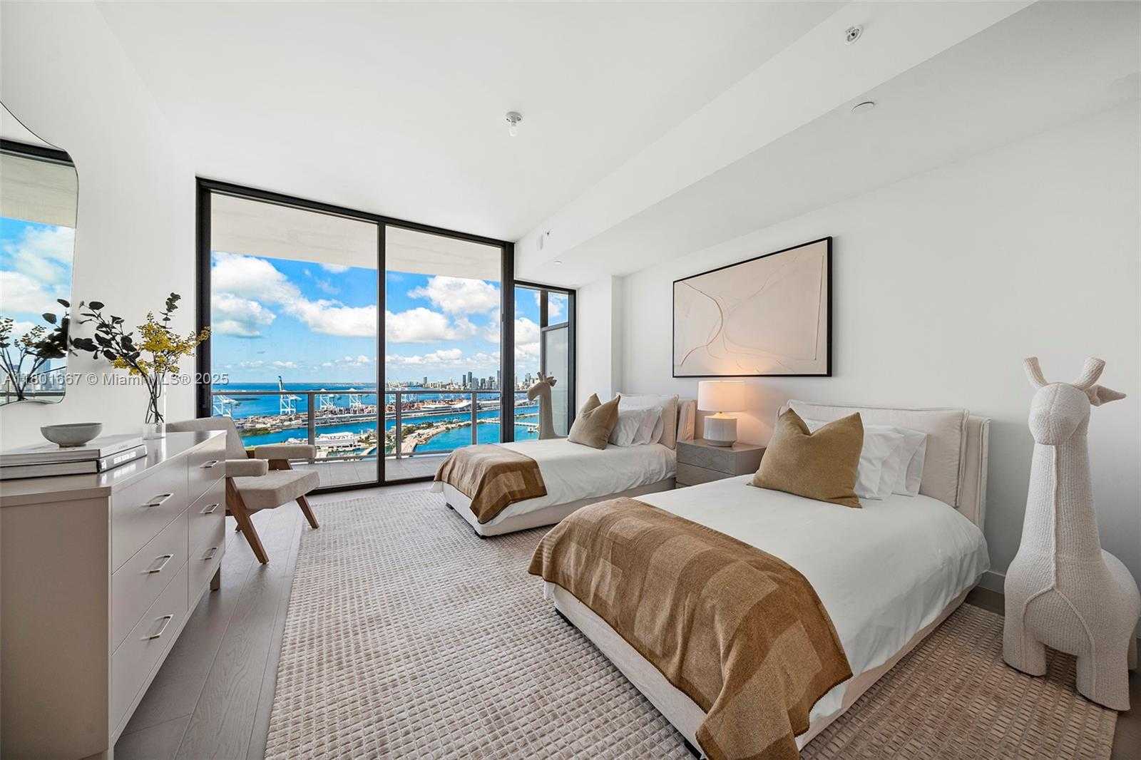 Small Image of 501 WEST AVE #3602, Miami Beach Number 22